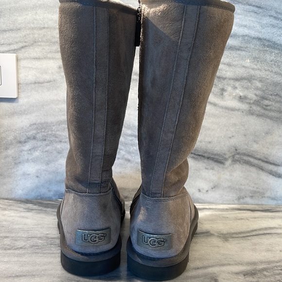UGG Tall gray suede boots, size 6 / EU 37 - Picture 2 of 9
